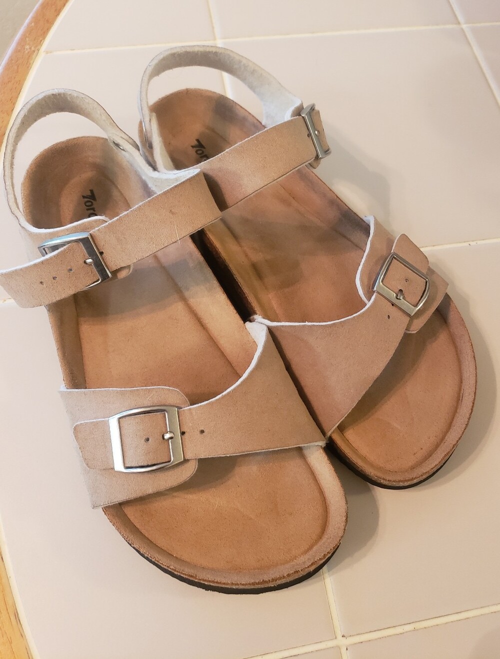 Torotto Double Buckle Tan Sandal Size Women 10 Or 41